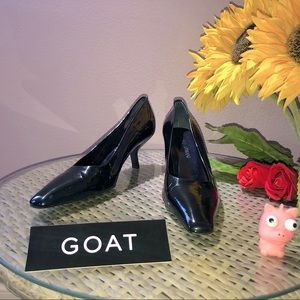 BLACK FRIDAY SALE! 35% OFF! Giorgio Armani Black Kitten Pumps Wmns 8.5 Euro 39